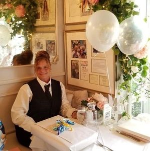 Meet your Posher, Denise gunn